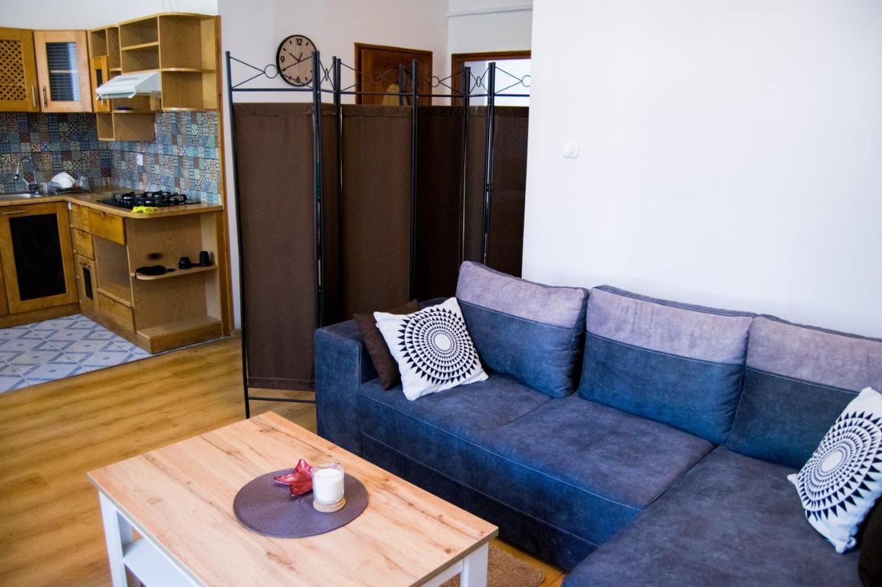 Color 24 Apartament V Apartment Stalowa Wola Luaran gambar