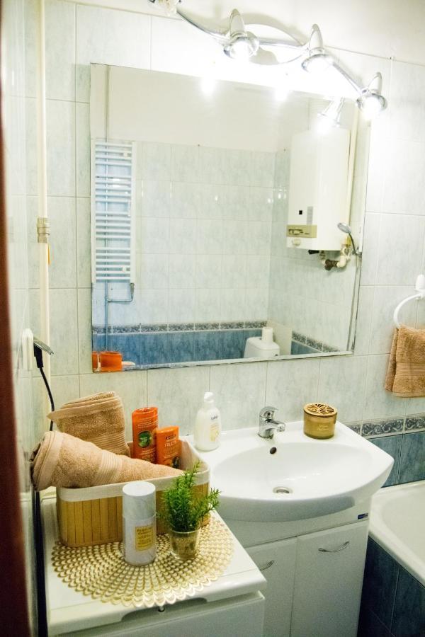 Color 24 Apartament V Apartment Stalowa Wola Luaran gambar