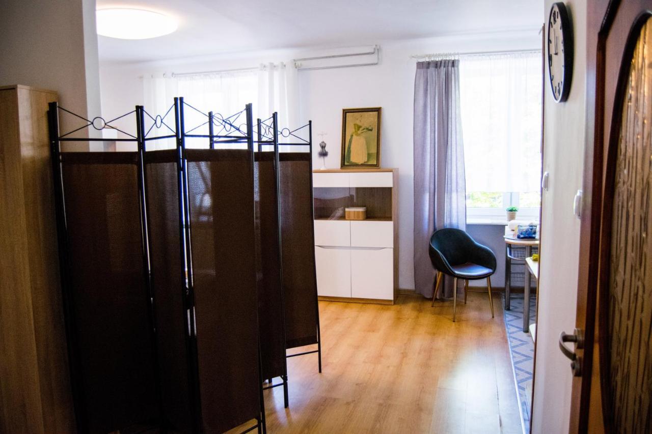 Color 24 Apartament V Apartment Stalowa Wola Luaran gambar