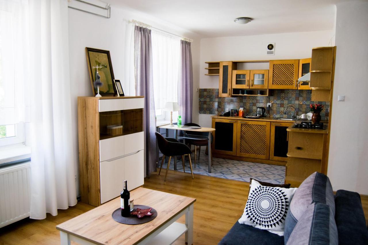 Color 24 Apartament V Apartment Stalowa Wola Luaran gambar